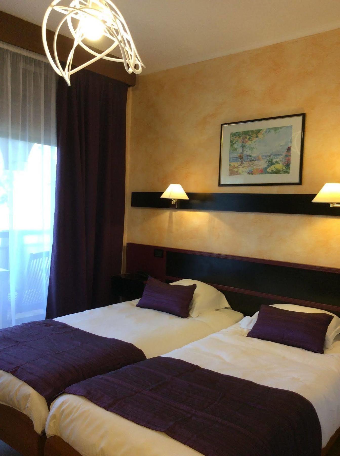 Hotel Bahia Villeneuve-Loubet Exteriör bild